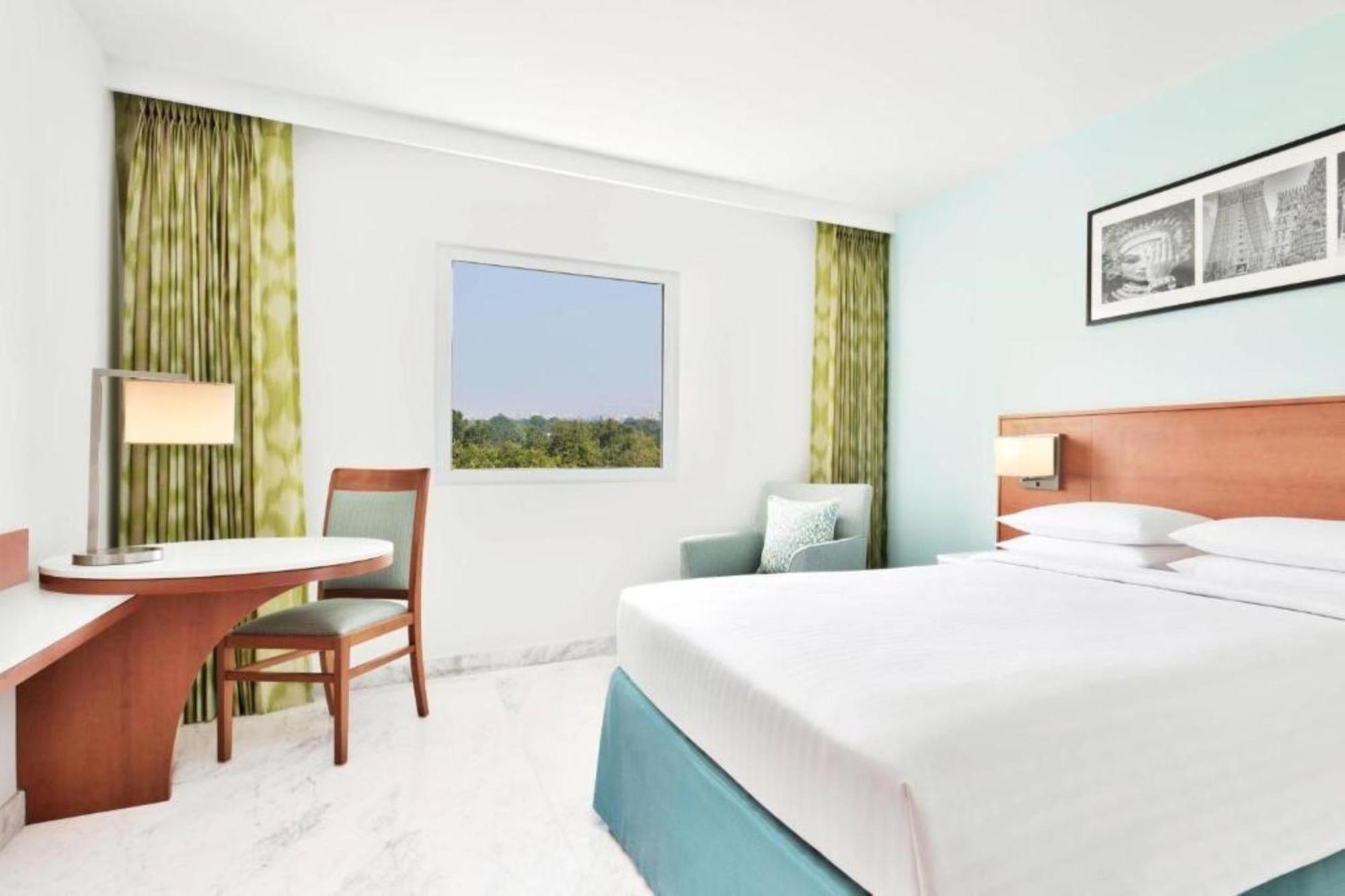Hotel Fairfield By Marriott Bengaluru Whitefield Zewnętrze zdjęcie
